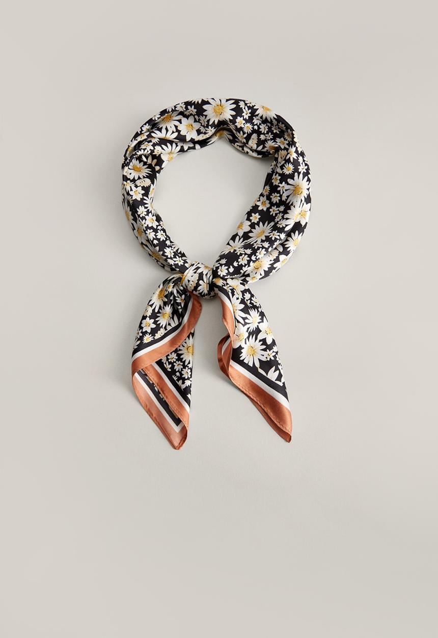 MANGO - Marghery neck scarf - light pastel yellow