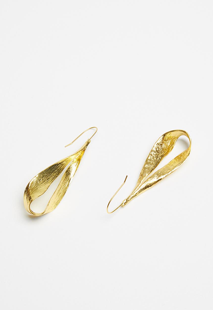 Superbalist - Logan earrings - gold