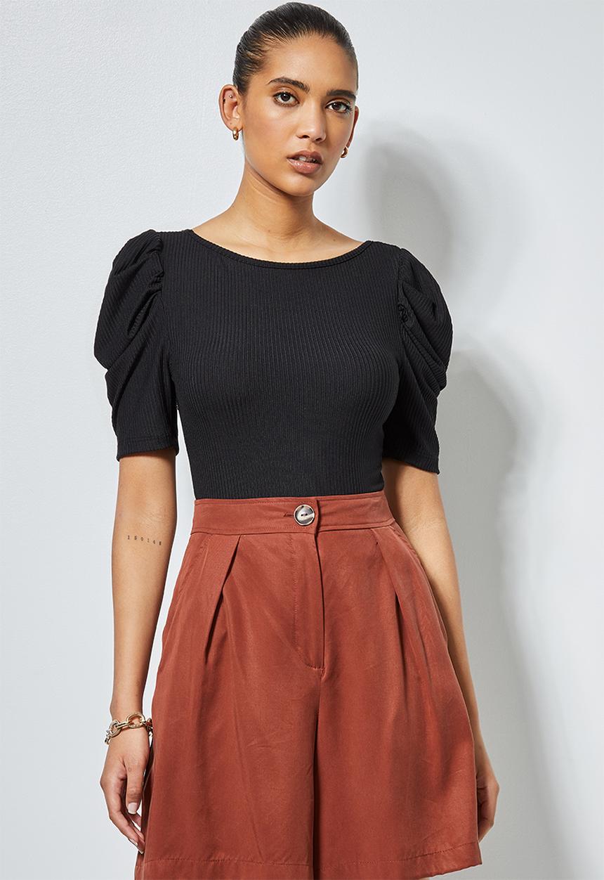 Superbalist - Hi neck V-back rib bodysuit - black