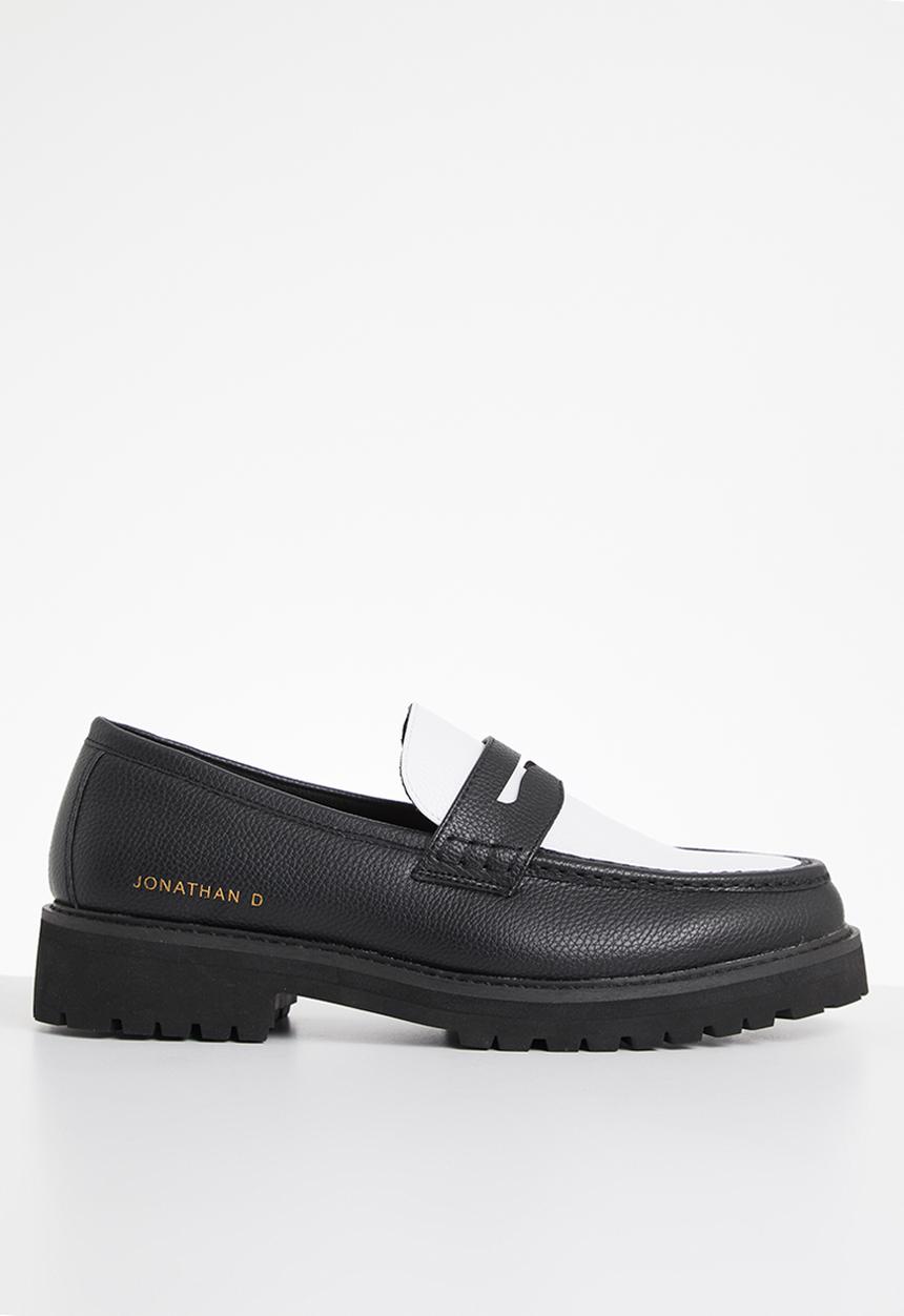 Jonathan D - Penny moccasin - black & white