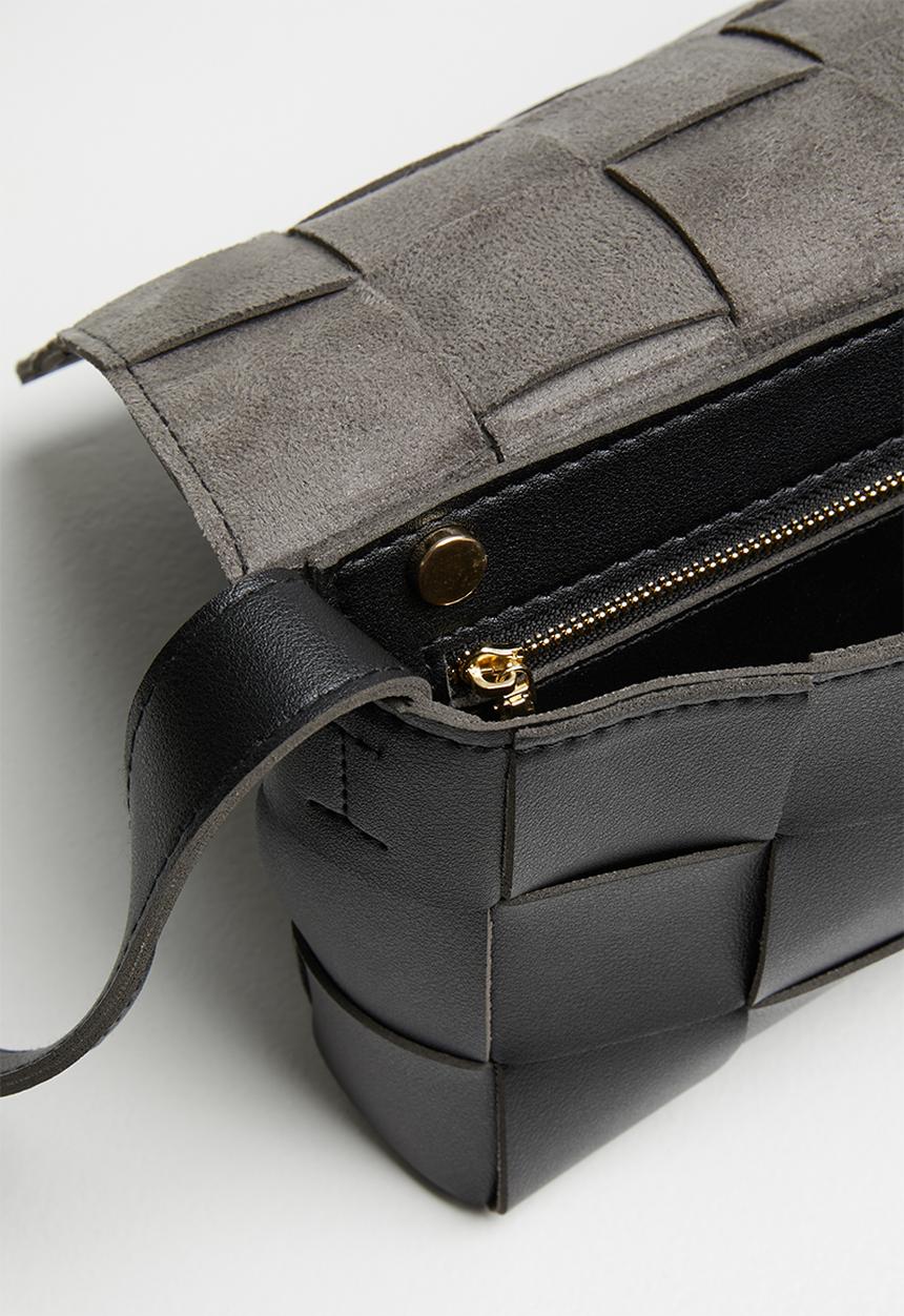 Superbalist - Braided crossbody bag - black