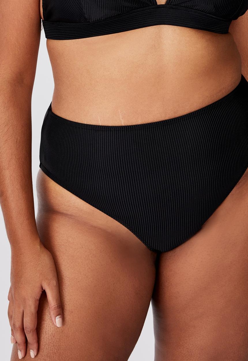 Cotton On - Curve high waisted full bikini bottom - black rib