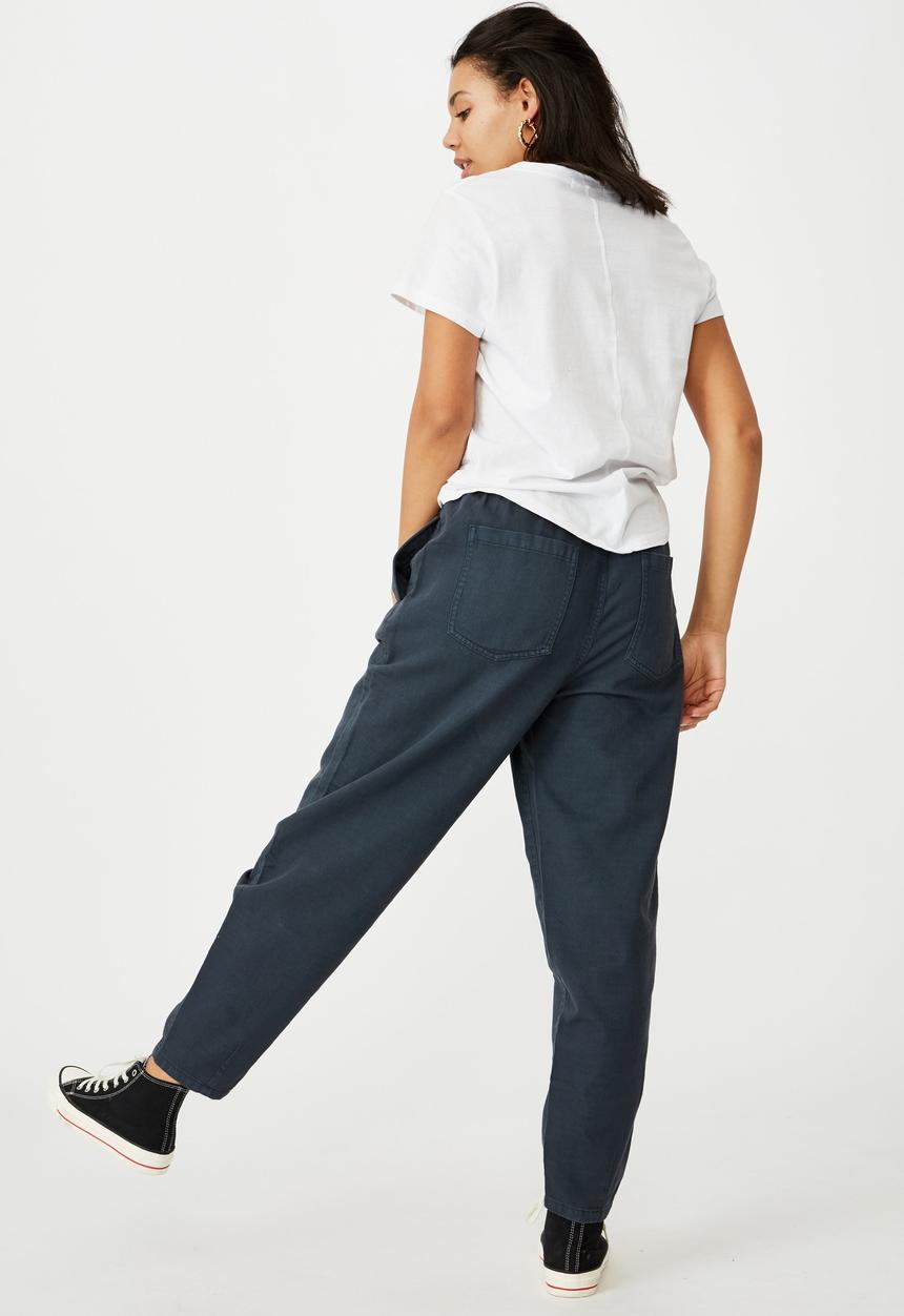 Cotton On - Everyday pant - washed navy