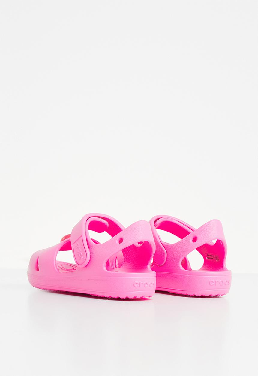 Crocs - Classic cross strap sandal - pink