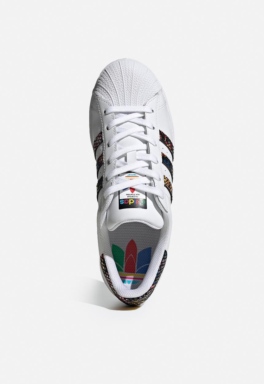 adidas Originals - Superstar shoes - cloud white / core black / red