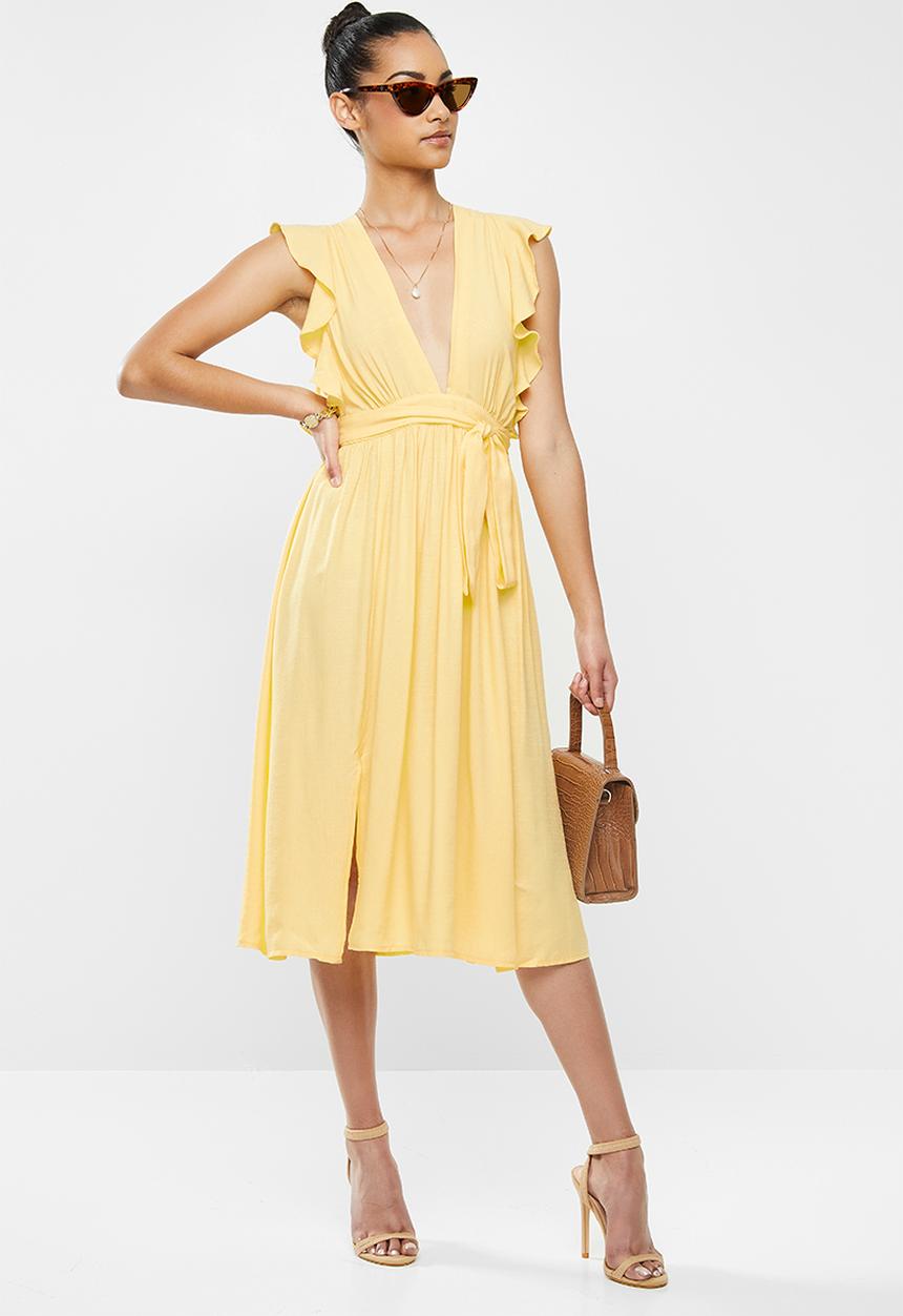 Glamorous - Petite deep v tie front midi dress - yellow