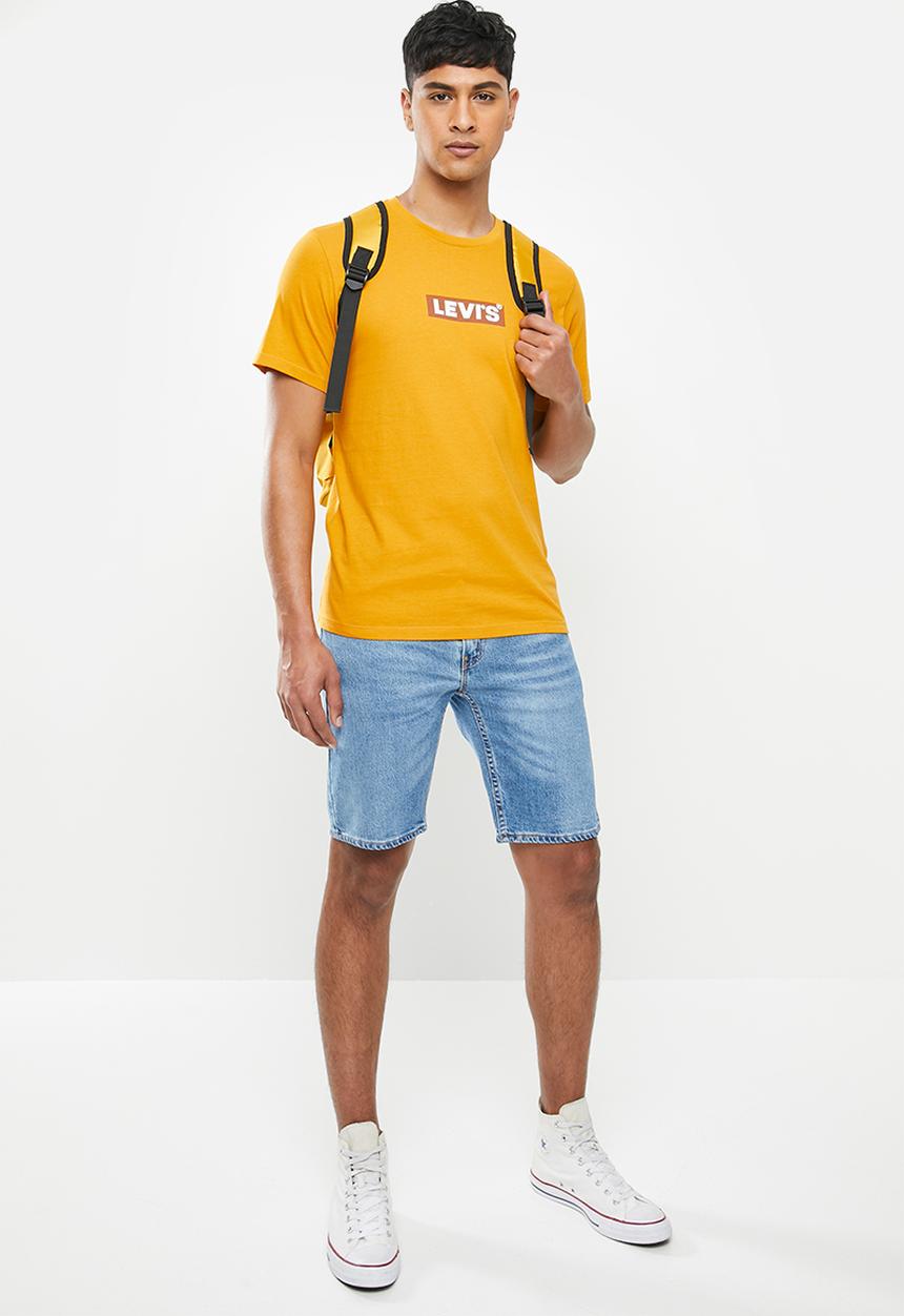 Levi’s® - Boxtab graphic tee - yellow