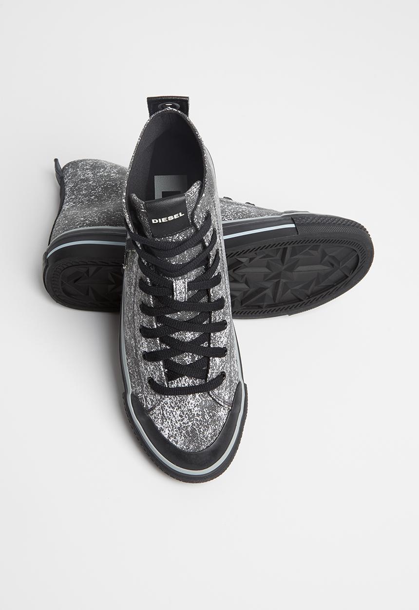 Diesel  - S-astico mce sneakers - y02378-p3301-h8103 - black 