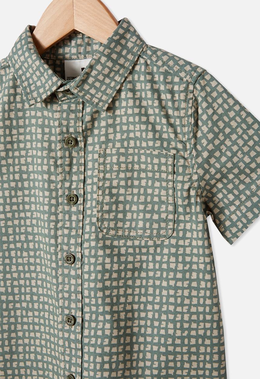Cotton On - Resort short sleeve shirt - ditsy geo swag green