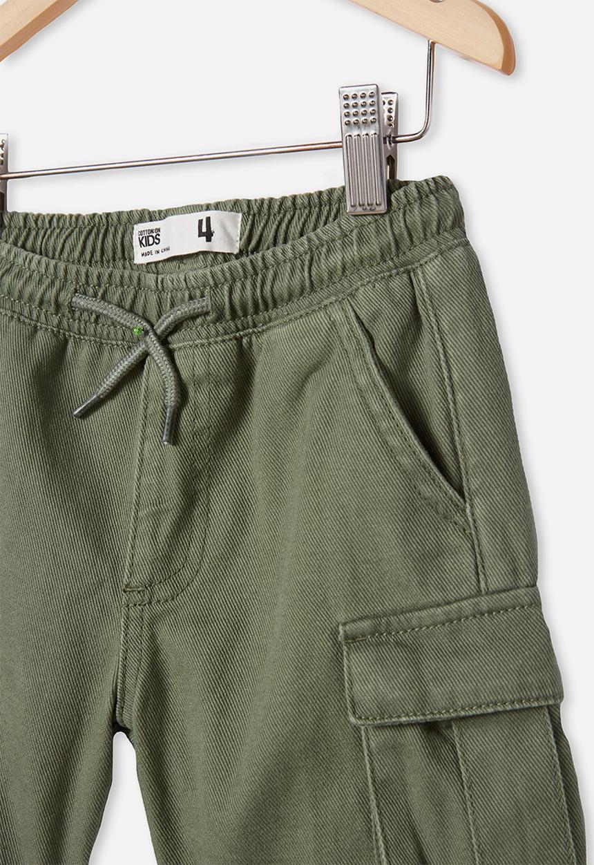 Cotton On - Charlie cargo short - swag green