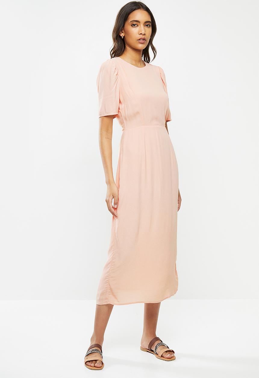 Glamorous - Short sleeved fitted midi - pale pink