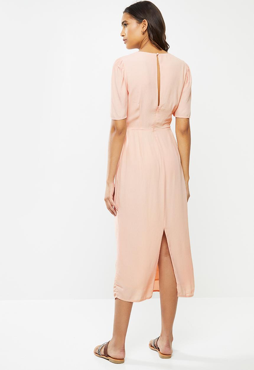 Glamorous - Short sleeved fitted midi - pale pink