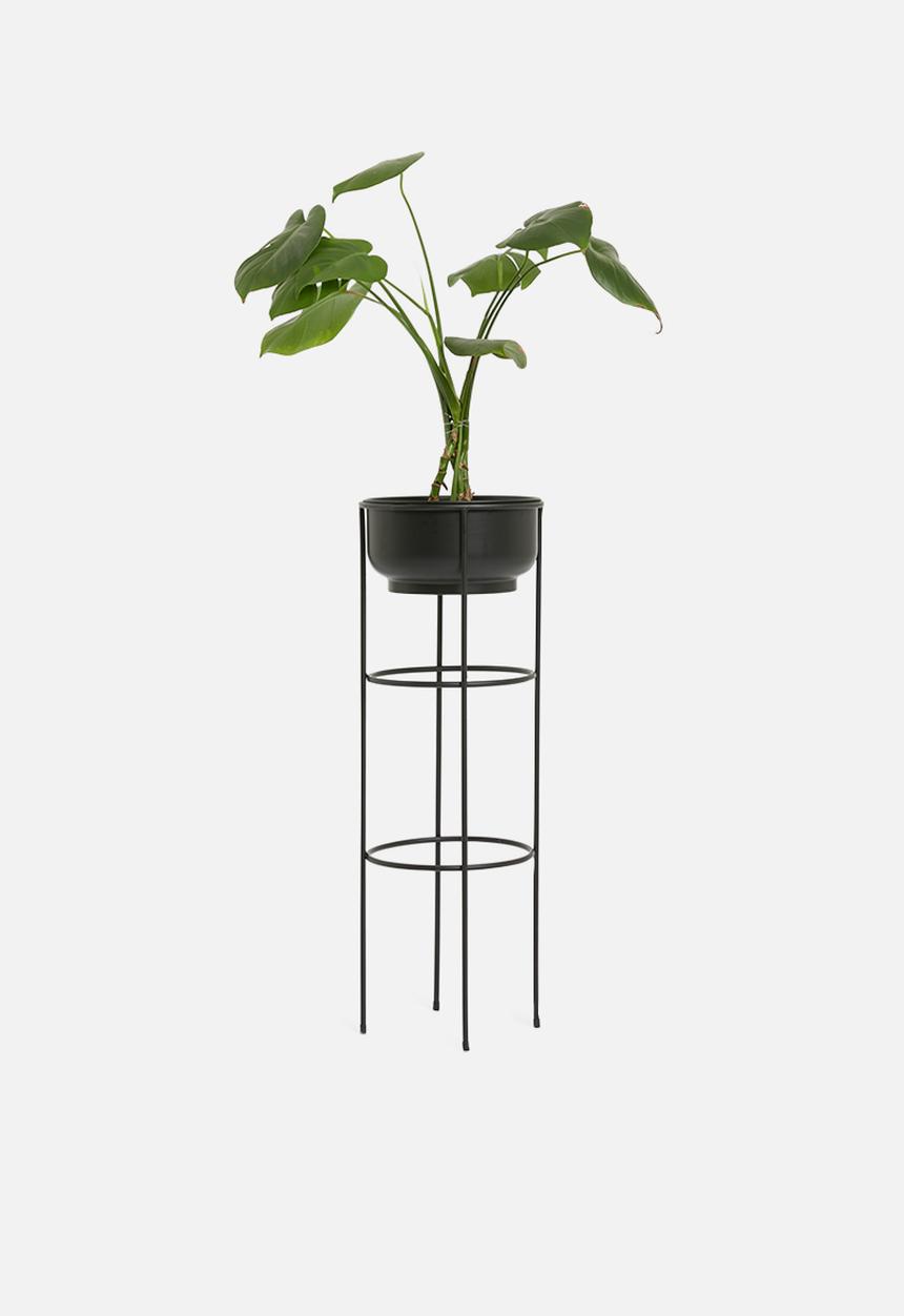 H&S - Tall standing planter - black