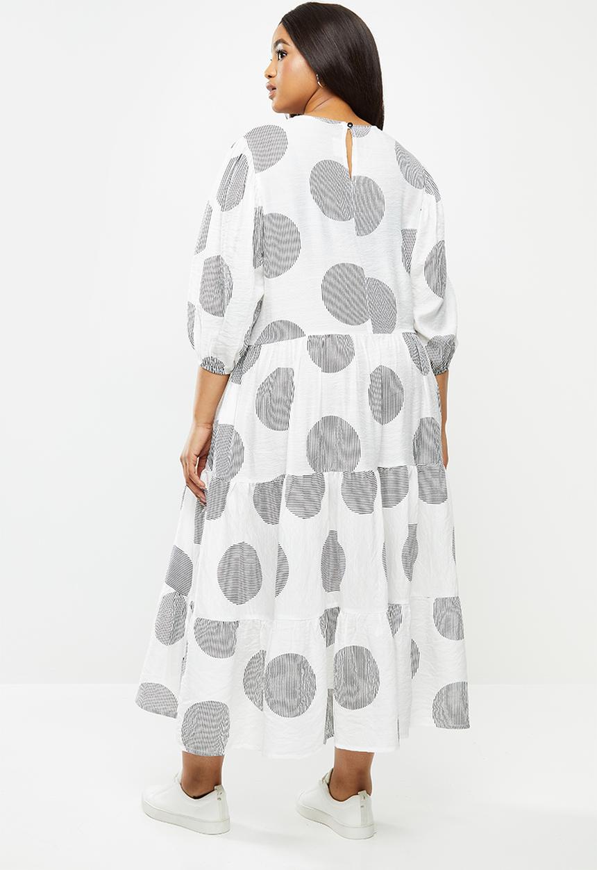 Me&B - Plus spot tiered dress - white & black