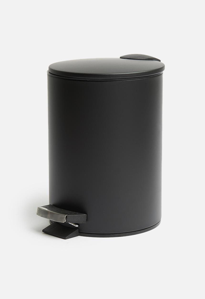 Bathroom Solutions - Powder coated pedal bin - black