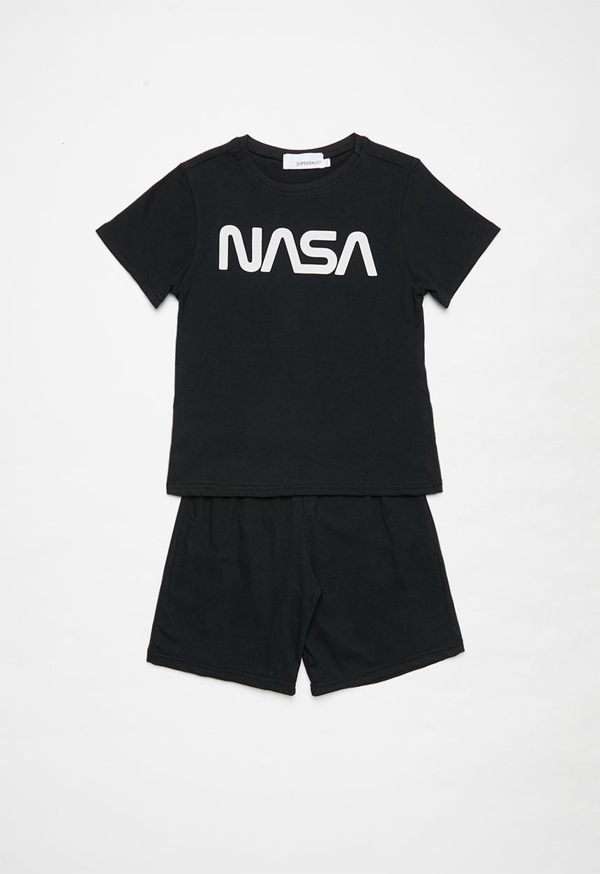 Superbalist - Nasa tee & shorts pj set - black