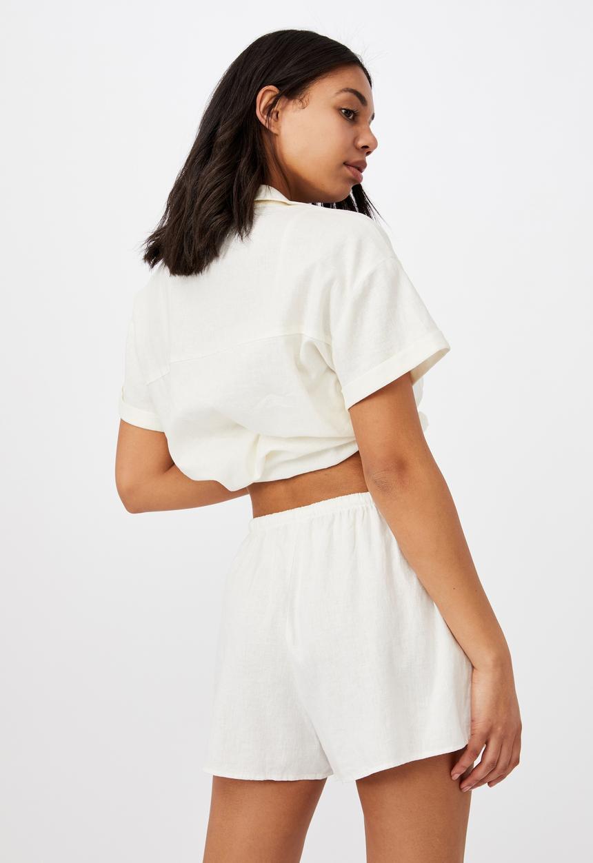 Cotton On - Cali pull on short - chalk white