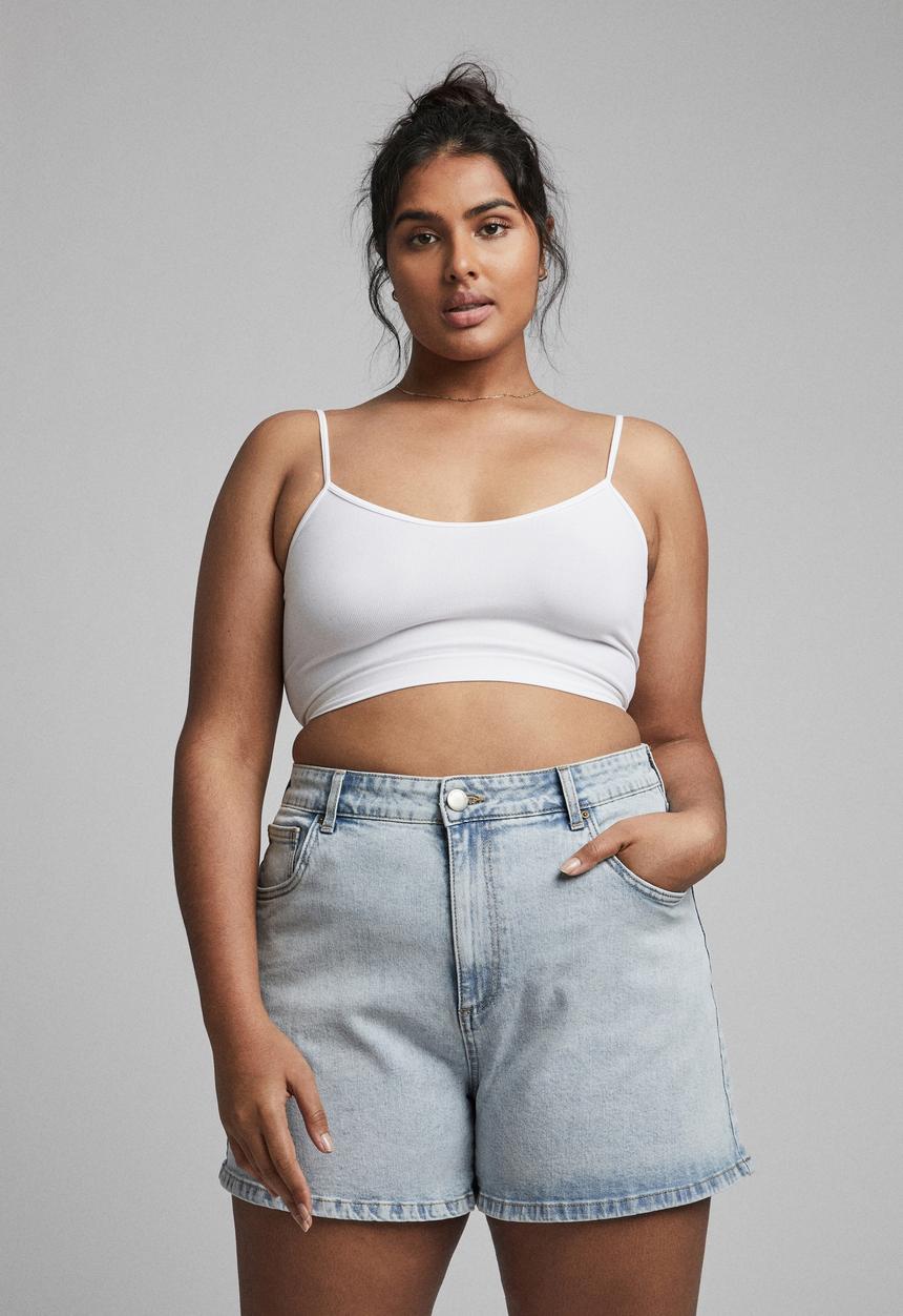 Cotton On - Curve mom high waist denim short - Apollo blue