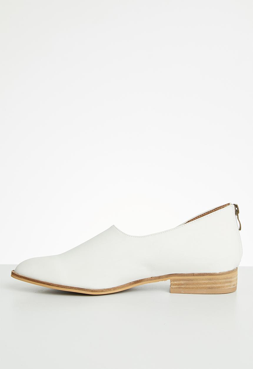 Miss Black - Fusha loafer - white