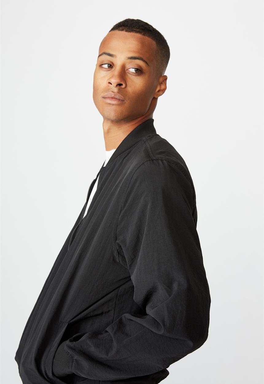 Cotton On - Resort bomber jacket - textured black