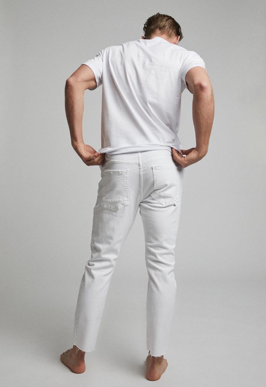 Cotton On - Raw crop jean - white blowout