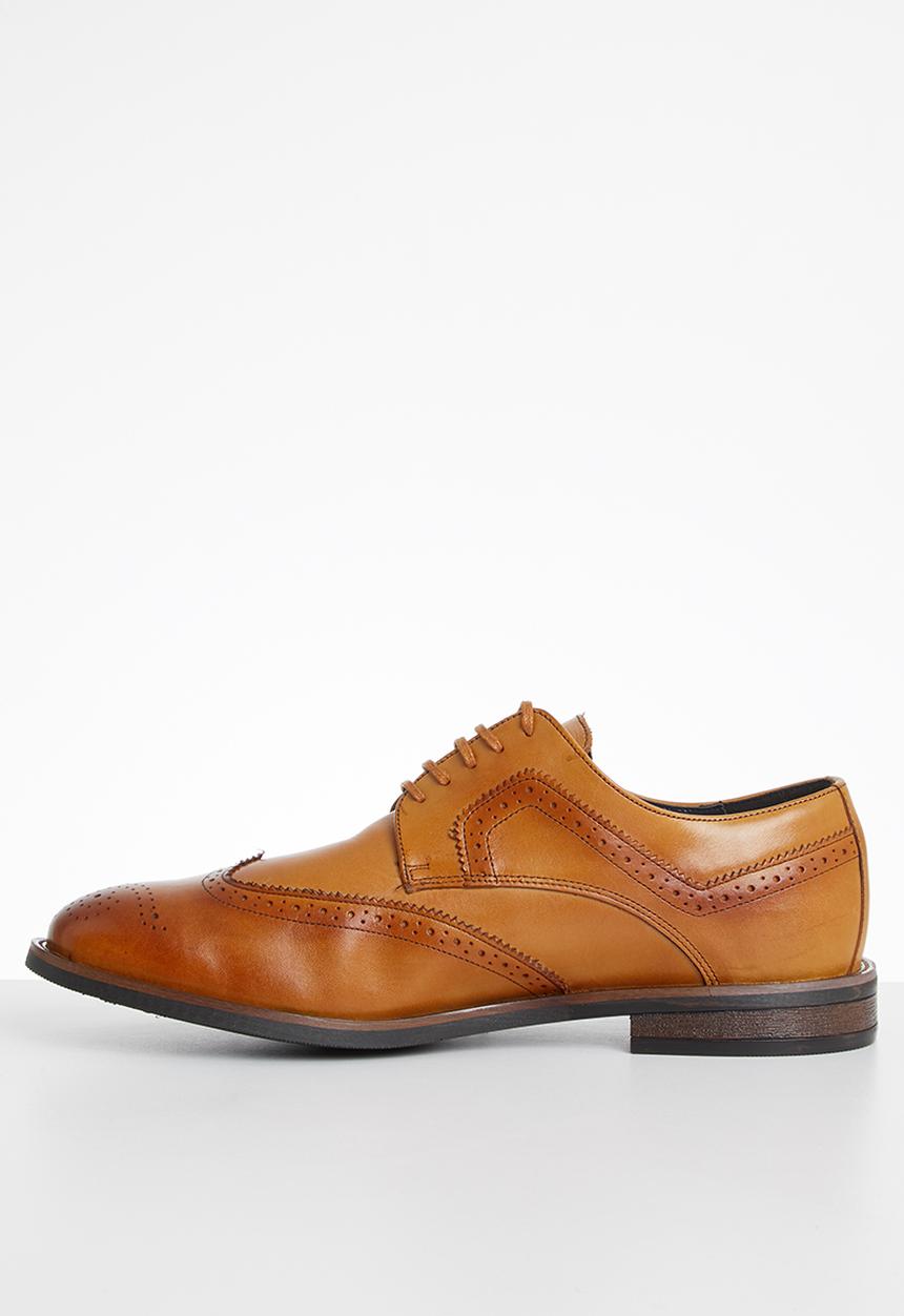 John Drake - Derby brogue - dark tan