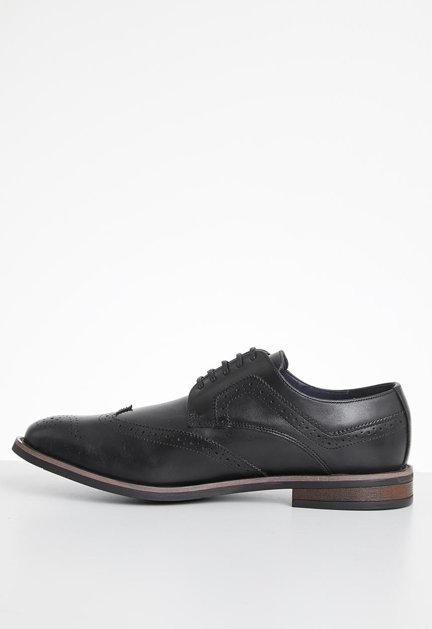John Drake - Derby brogue - black