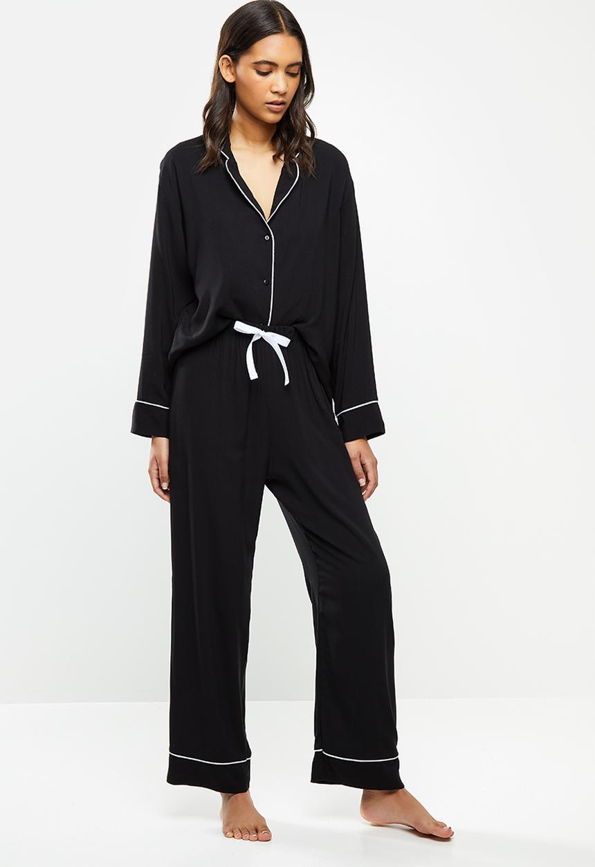 Superbalist - Sleep shirt & pants set - black
