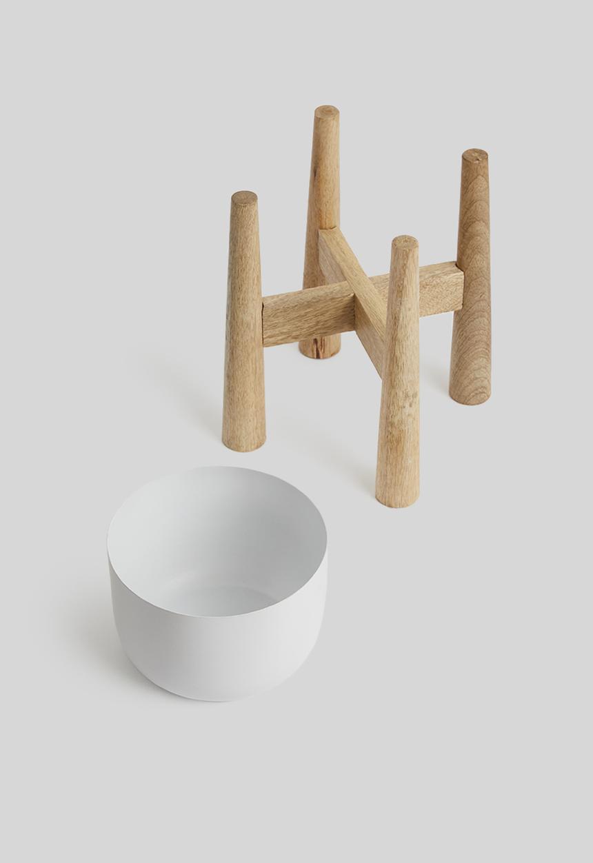 Sixth Floor - Wooden planter - white