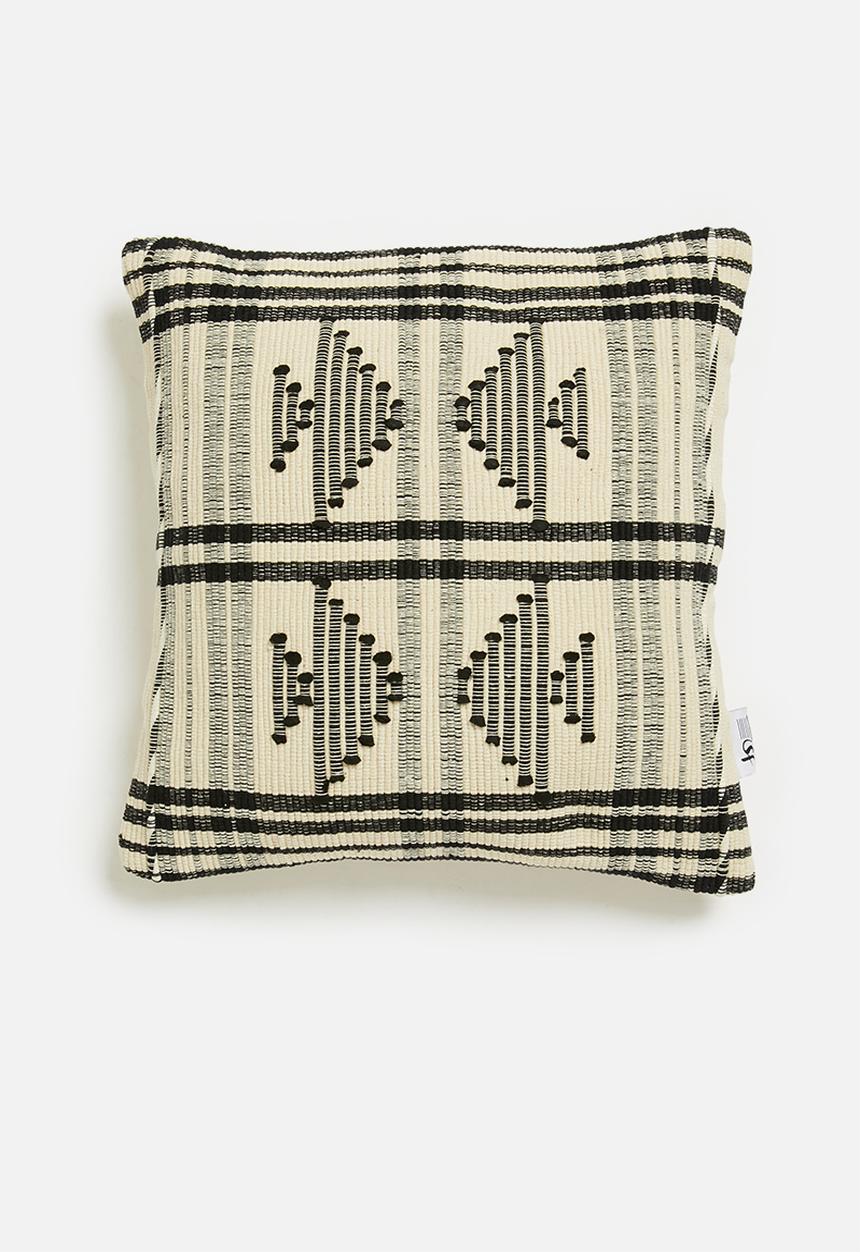 Sixth Floor - Nila cushion cover - black & white