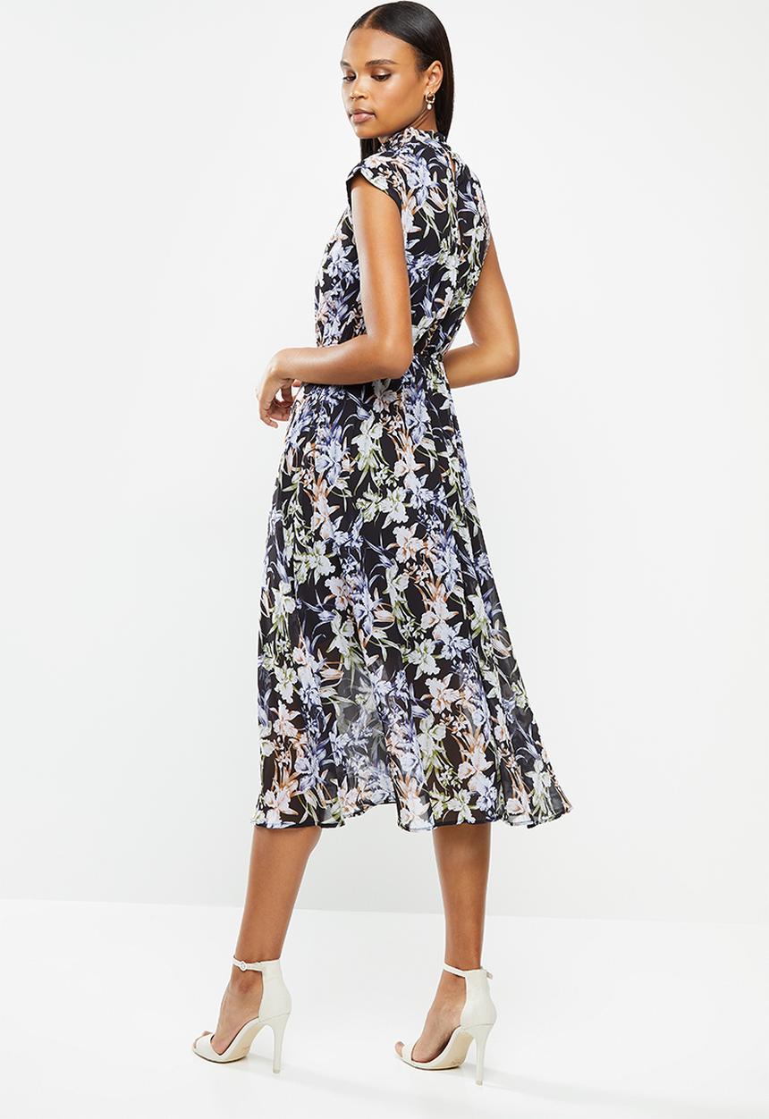 edit - Sleeveless gauged waist midi dress - multi 