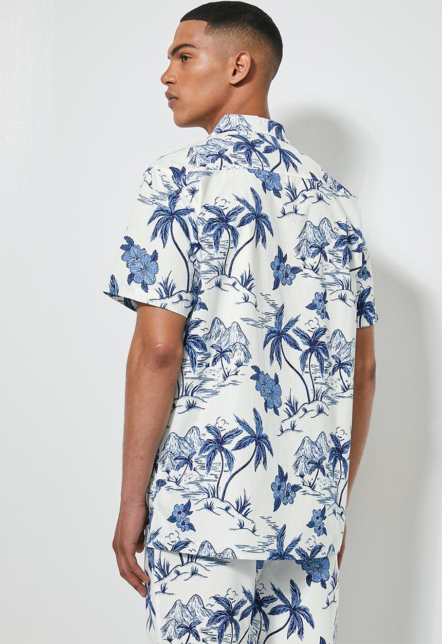 Superbalist - L.A. resort shirt - white & blue 
