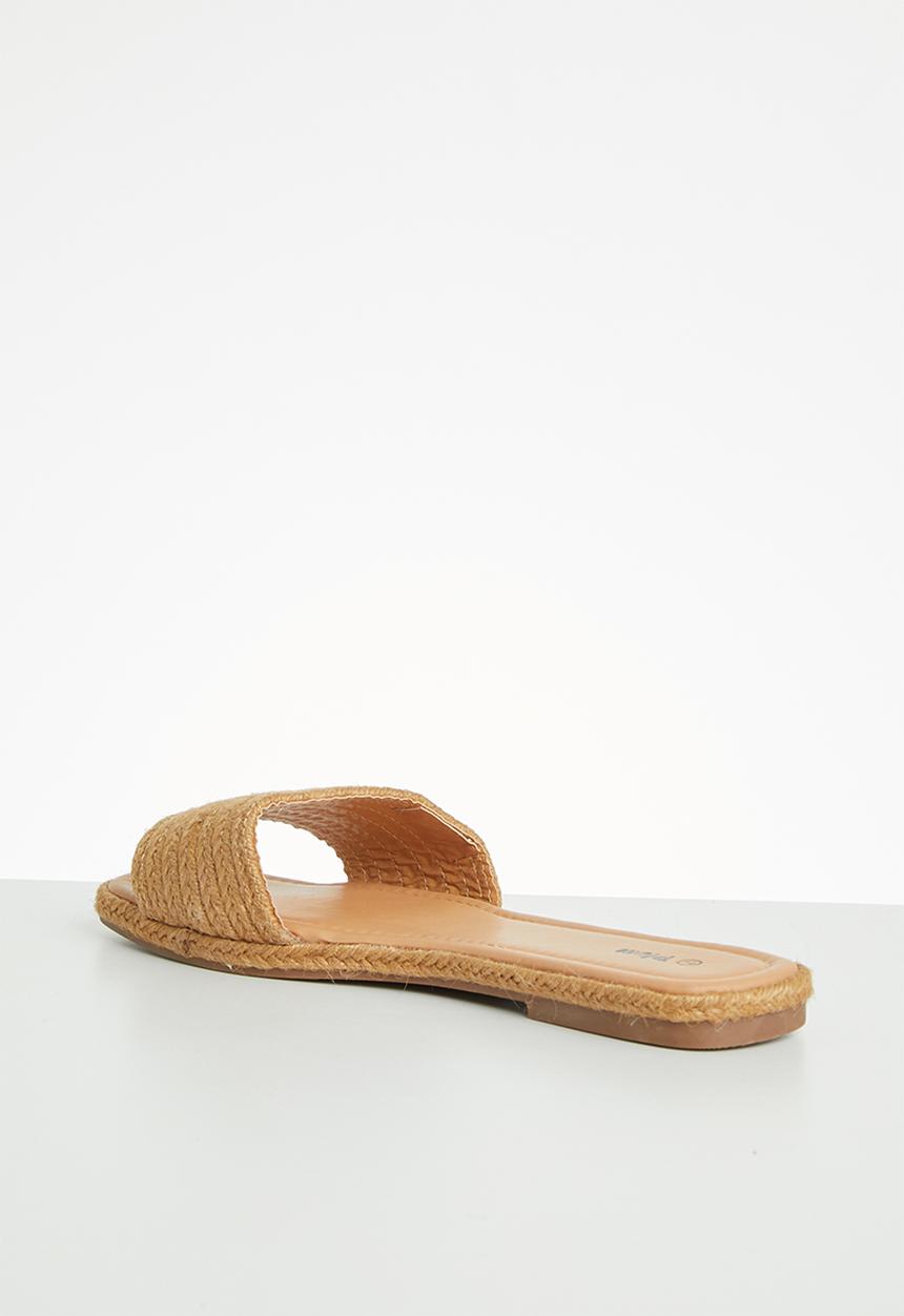 Plum - Chesire sandal - brown