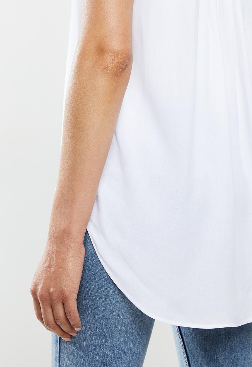 edit - Wide hem hi low vest - white