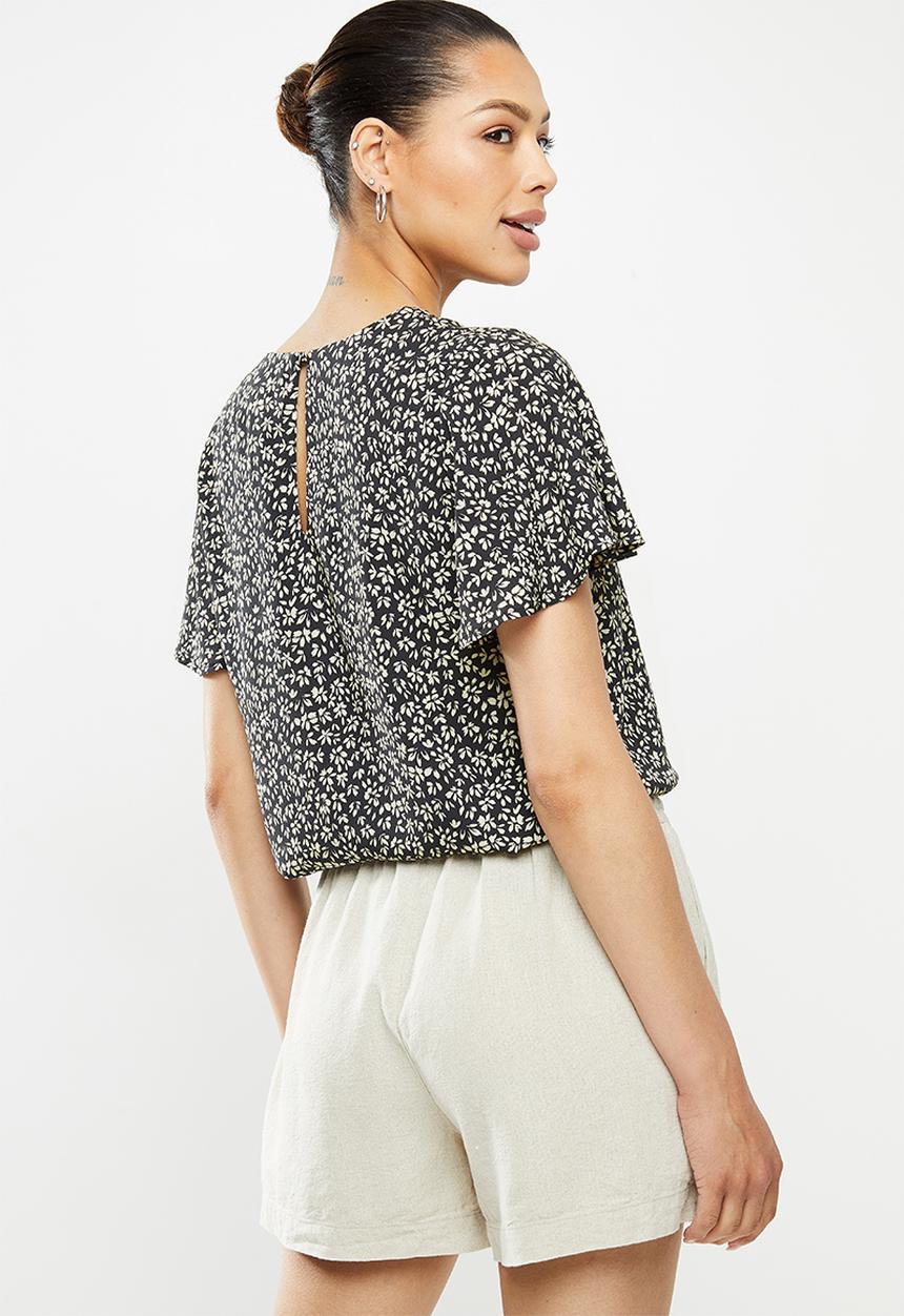 edit - Flutter sleeve crepe shell - black & neutral 