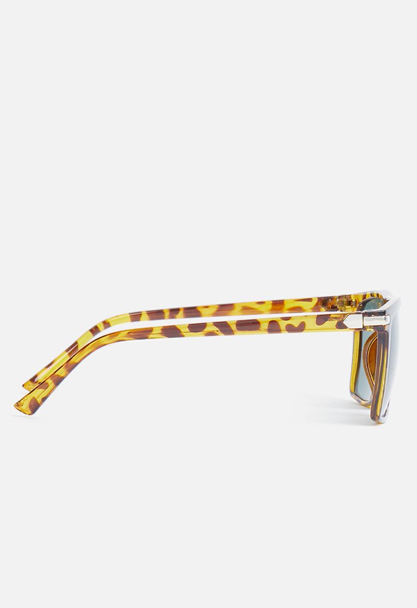 Superbalist - Cruz wayferer sunglasses - brown