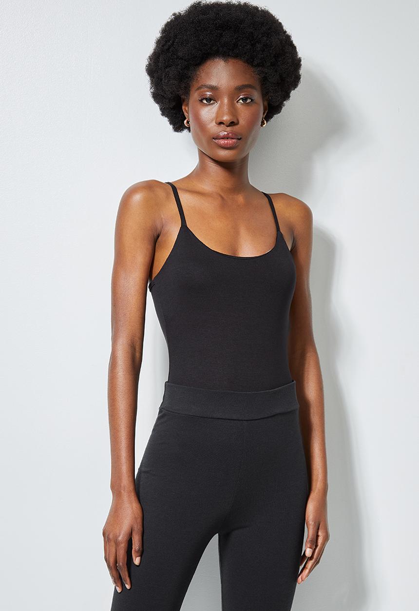 Superbalist - 3 Pack scoopneck cami with half shelf - multi