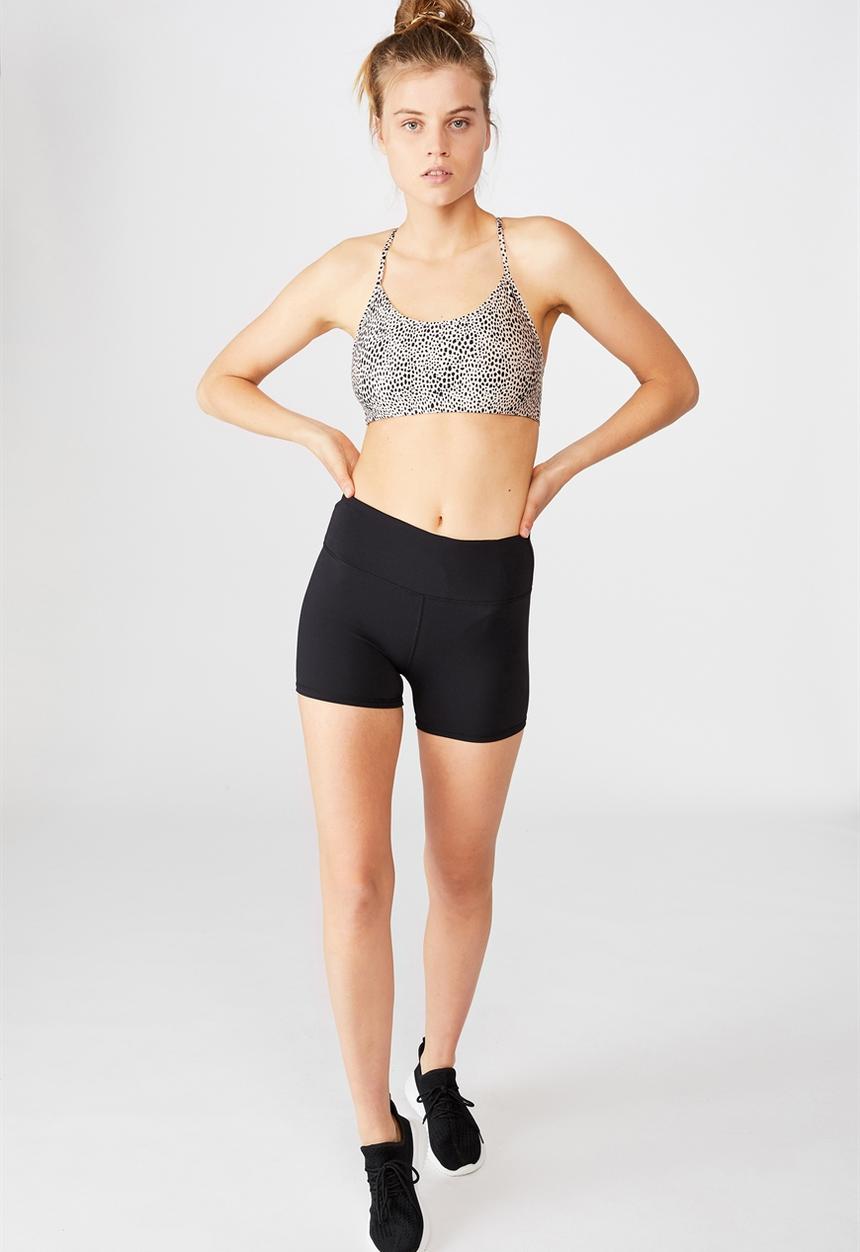 Cotton On - Highwaisted shortie short - core black