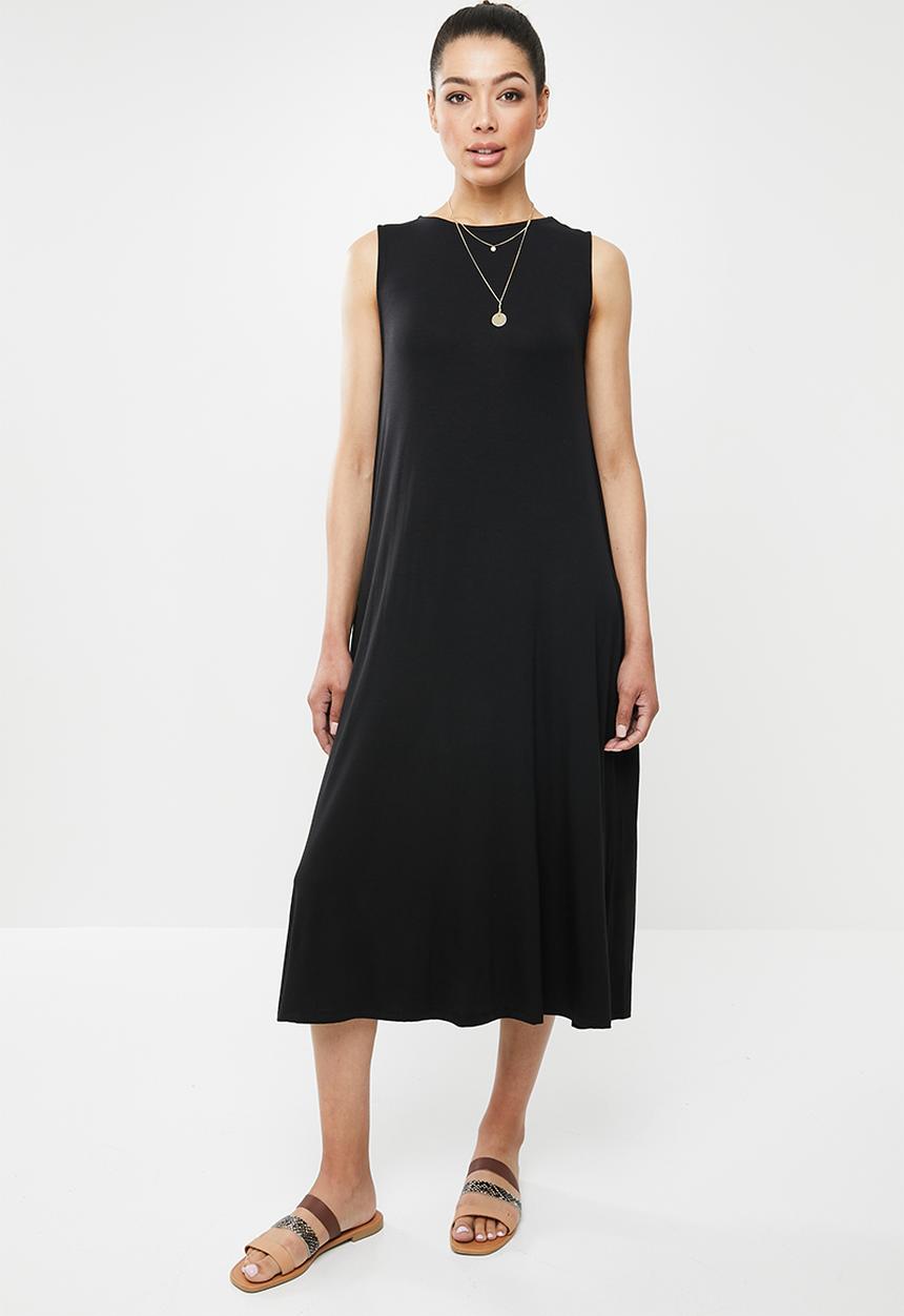 edit - Highneck pocket swing dress - black