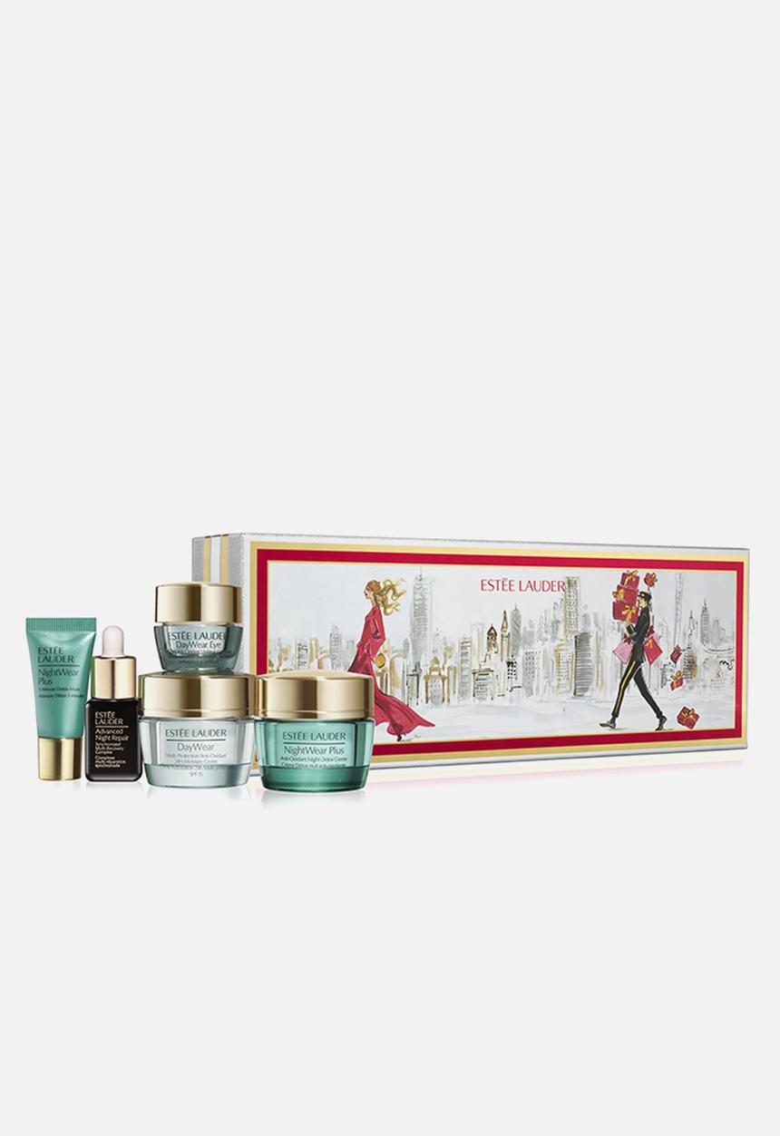 Estee Lauder - Stay Young. Start Now. Daily Skin Defenders