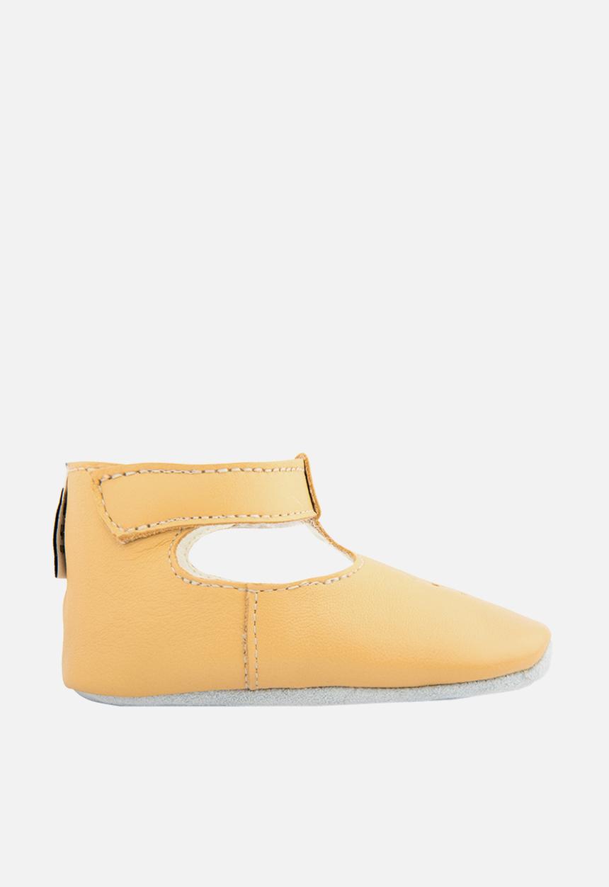 shooshoos - Great mind - yellow leather