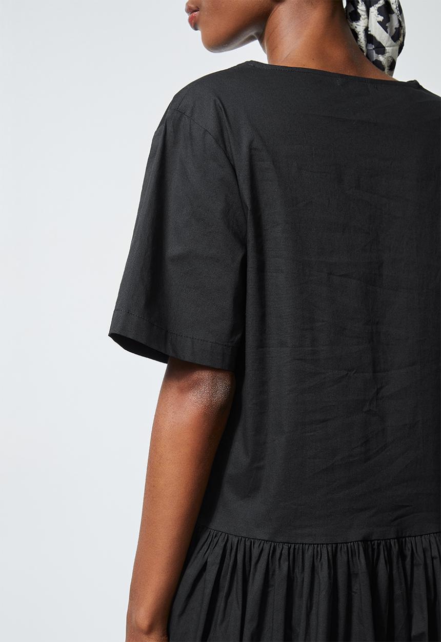 Superbalist - Dropped waist pocket detail midi - black