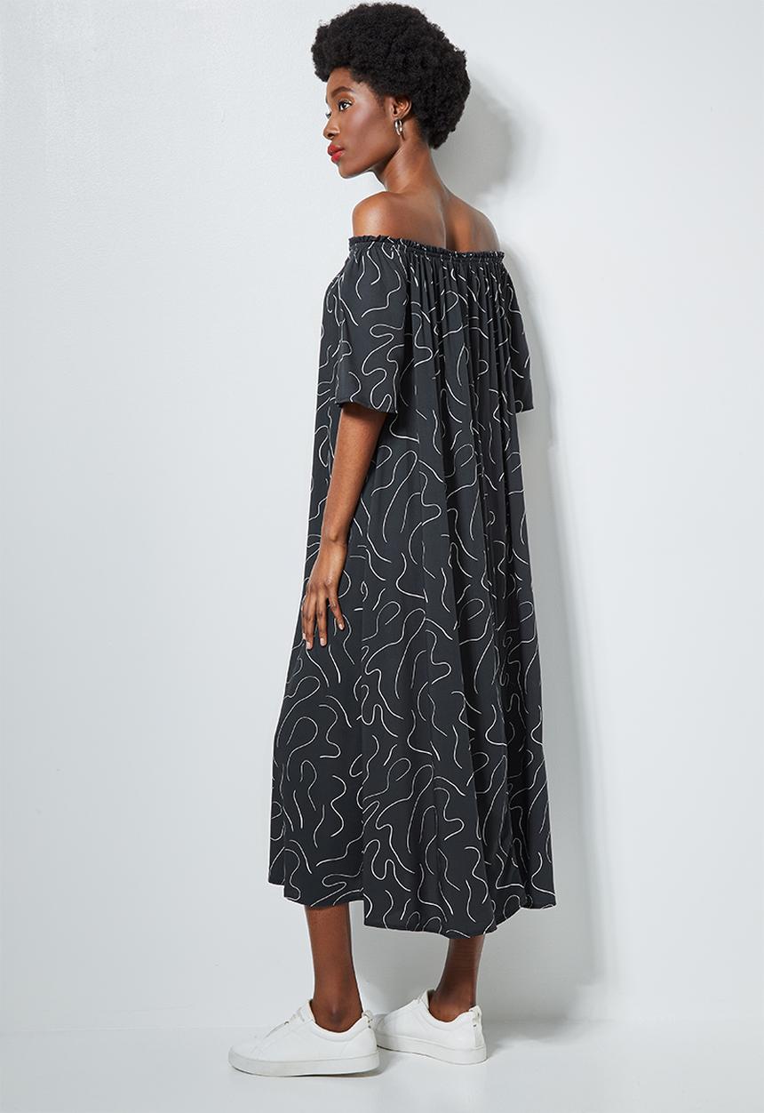 Superbalist - Off the shoulder midi with tier - black