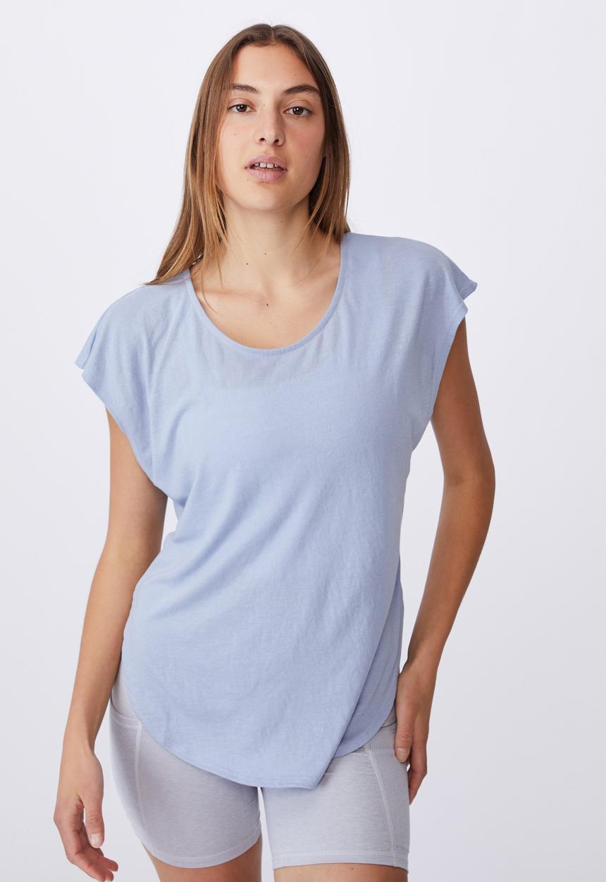 Cotton On - Active scoop hem T-shirt - baltic blue