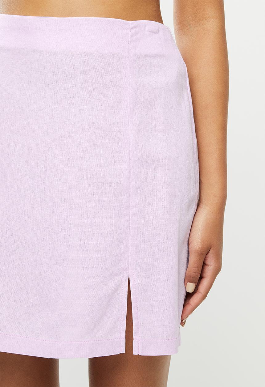 Blake - A-line mini skirt with slit - pastel pink