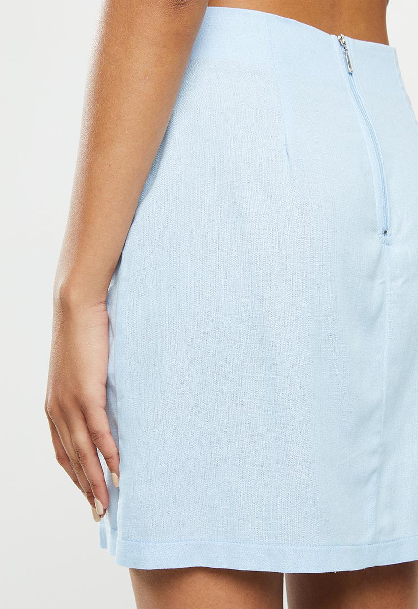Blake - A-line mini skirt with slit - pastel blue