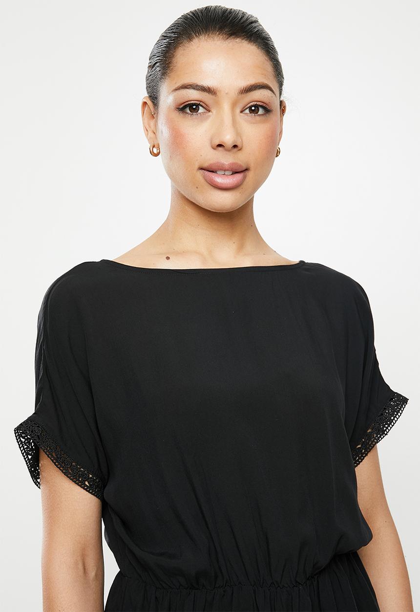 edit - Waist detail crochet blouse - black