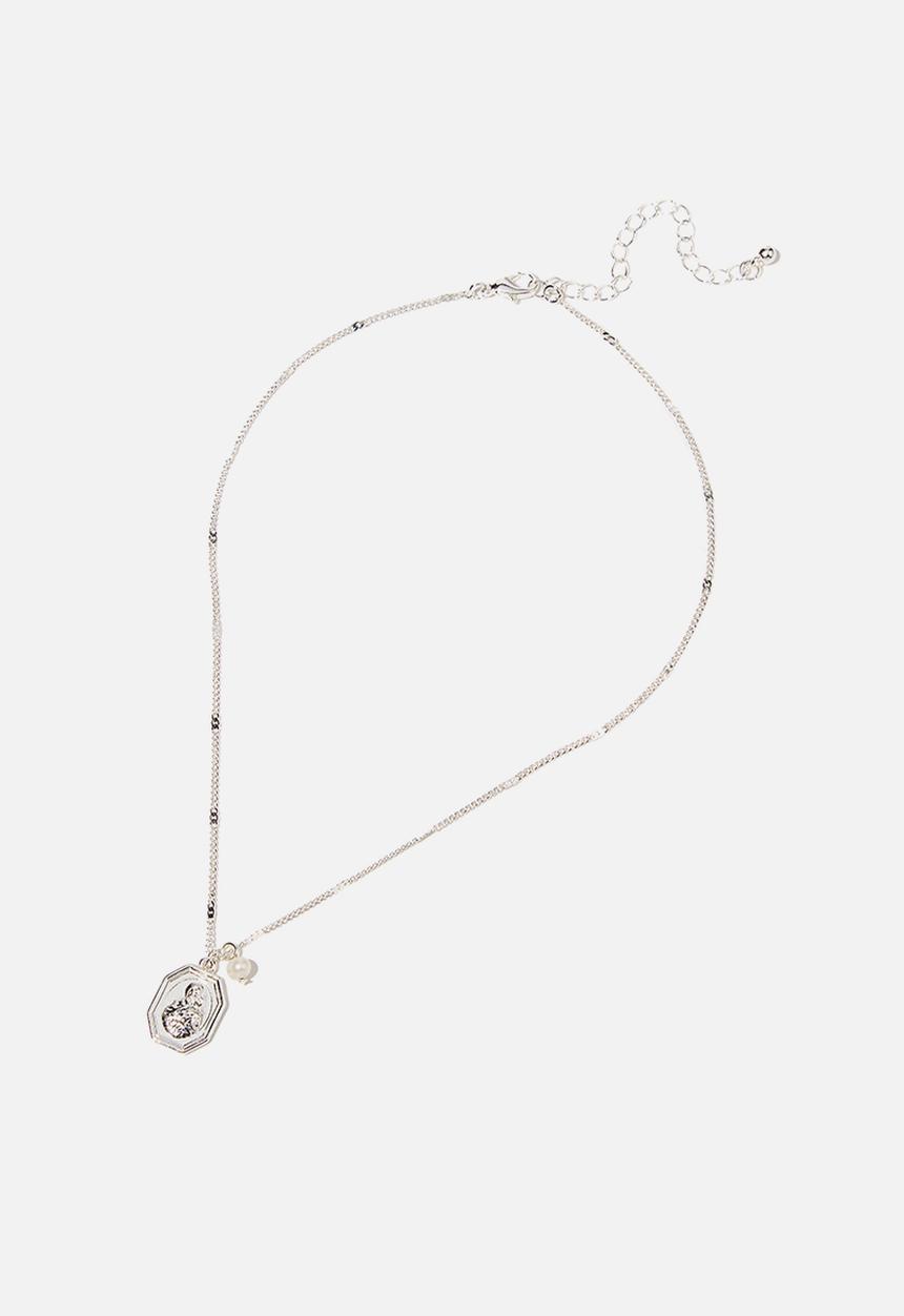 Rubi - Treasures short pendant necklace - silver saint