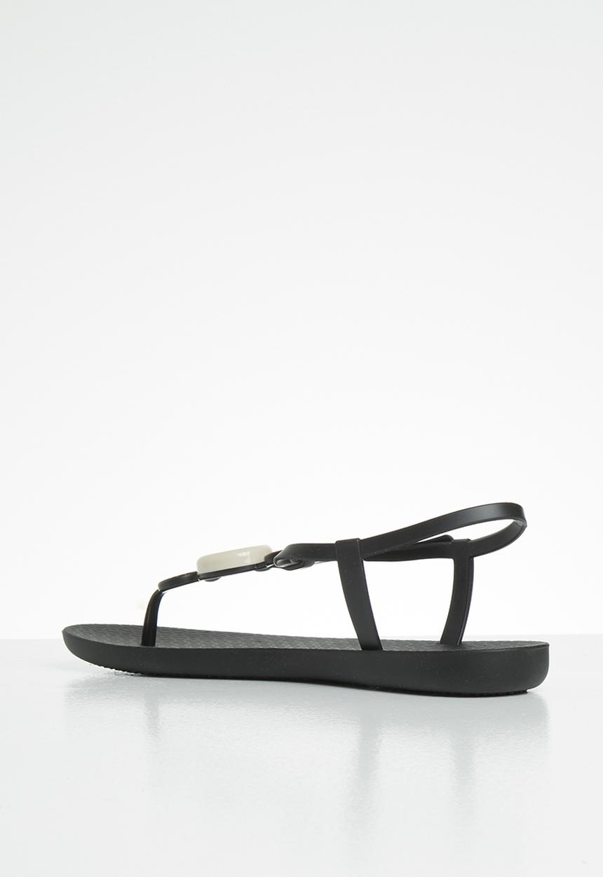 Ipanema - Class modern fem sandal - black