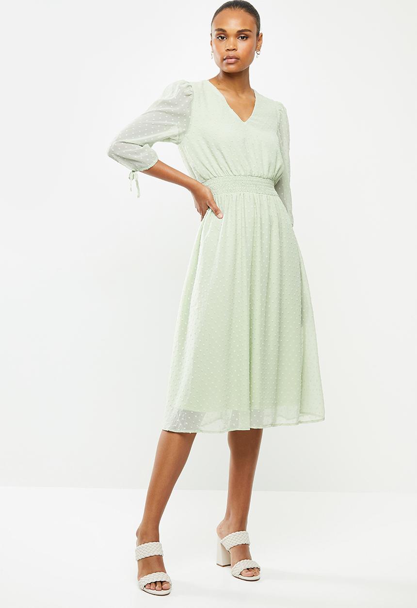 edit - Dobby fit & flare dress - sage